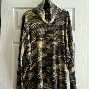 Boutique cowl neck long sleeve shirt